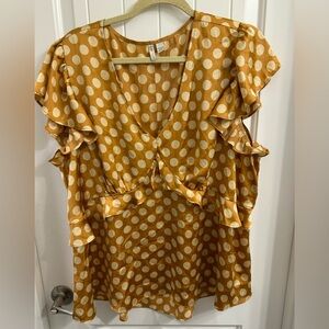 Cato Plus Size 22/24 Gold and Cream Polka Dot Ruffle Top